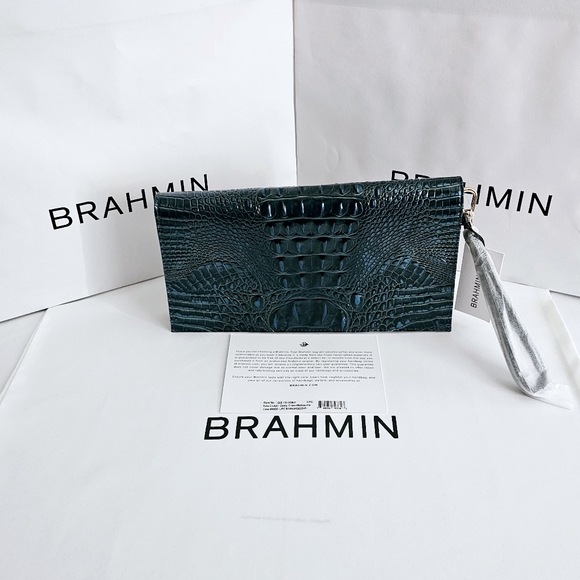 NWT Brahmin ZESTY GREEN Kaia Clutch w/Credit Card Wallet - Picture 3 of 16